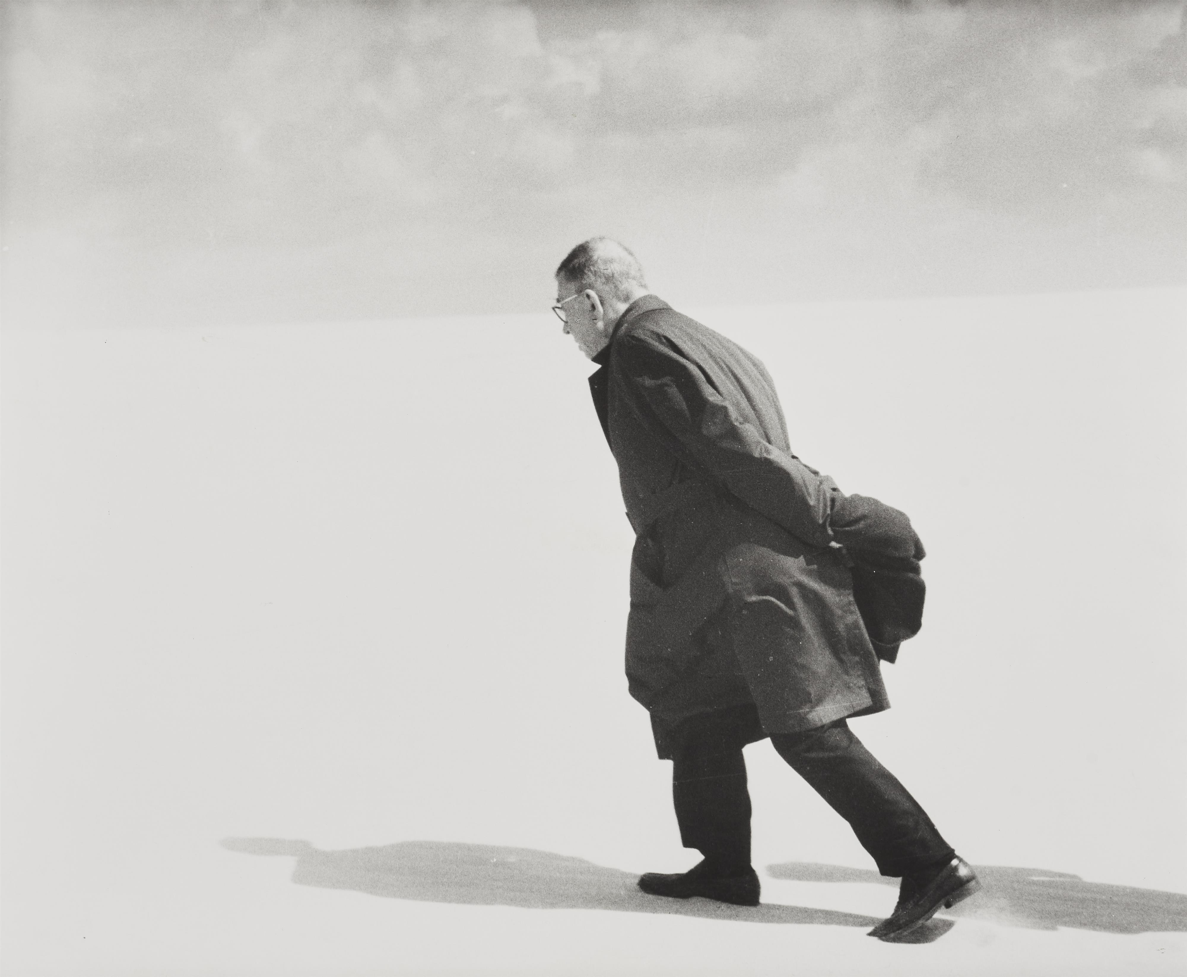 Antanas Sutkus - Jean-Paul Sartre in Lithuania, Nida