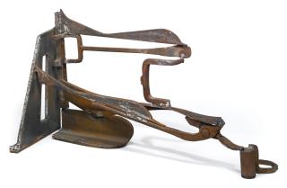 Anthony Caro - Writing Piece: Close