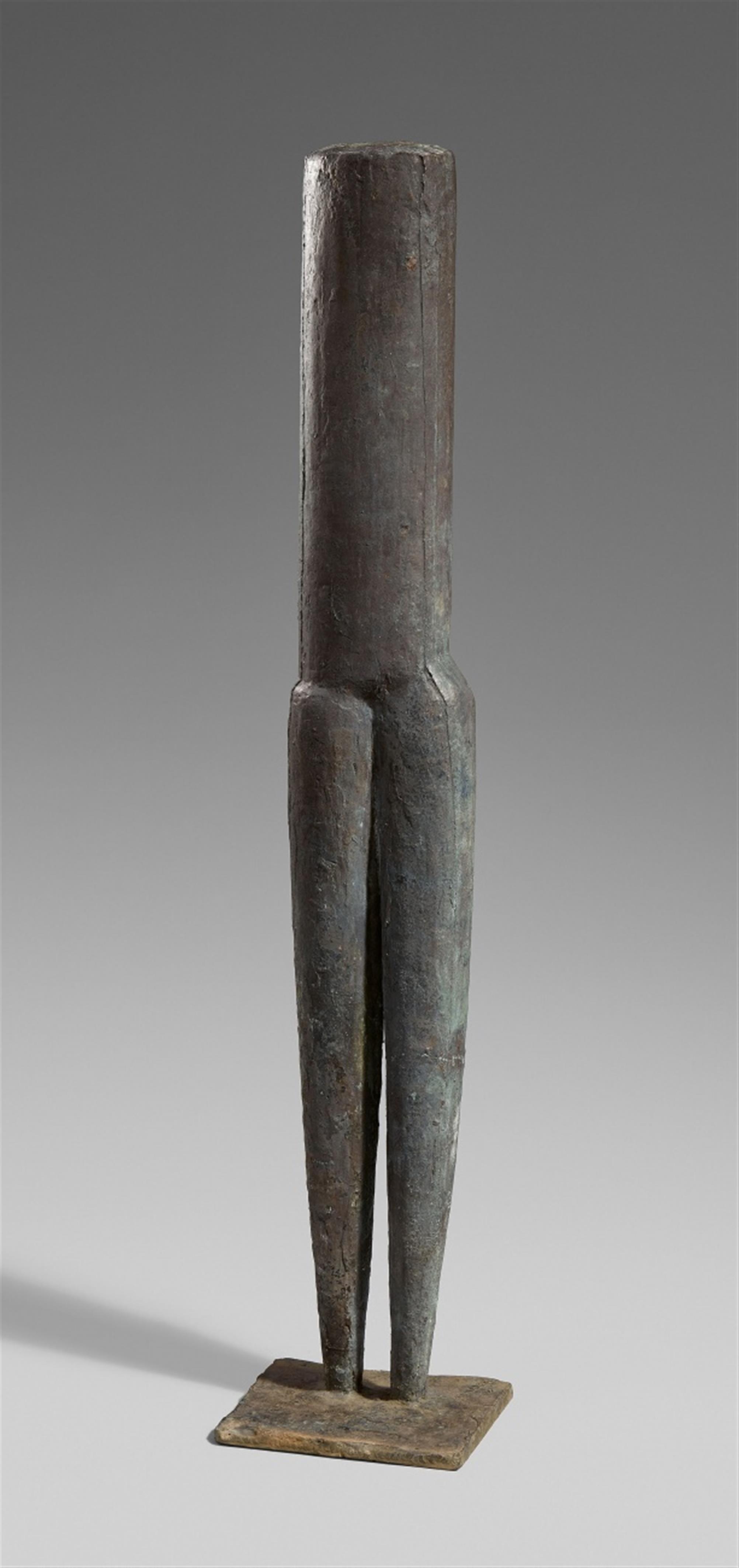 Anton Hiller - Säulenfigur