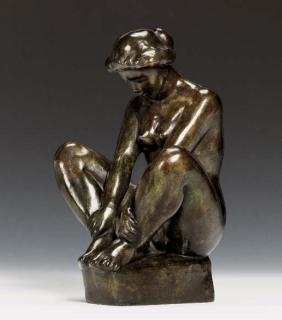 Aristide Maillol - Femme accroupie se tenant les deux pieds