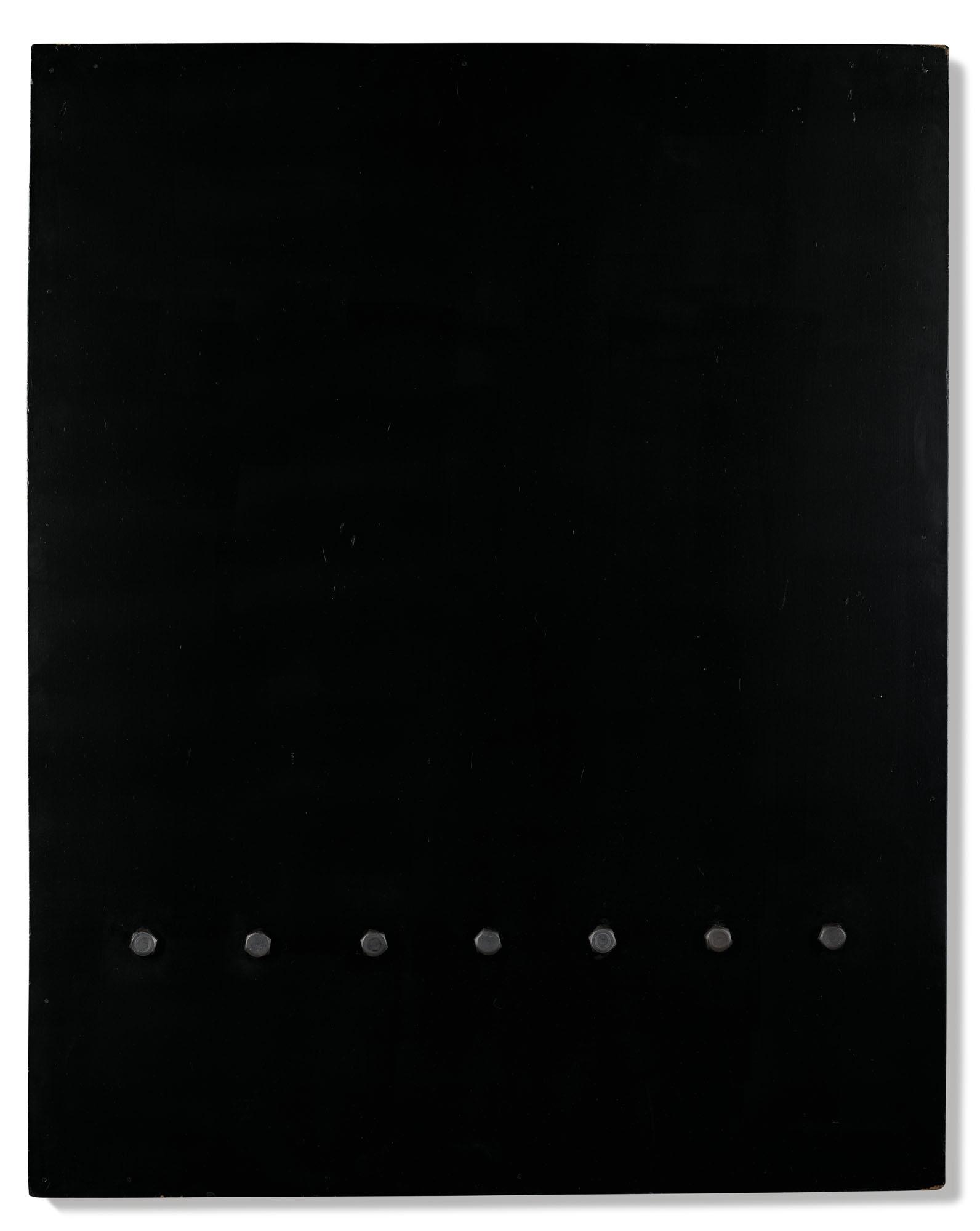 Armando - 7 zwarte bouten op zwart