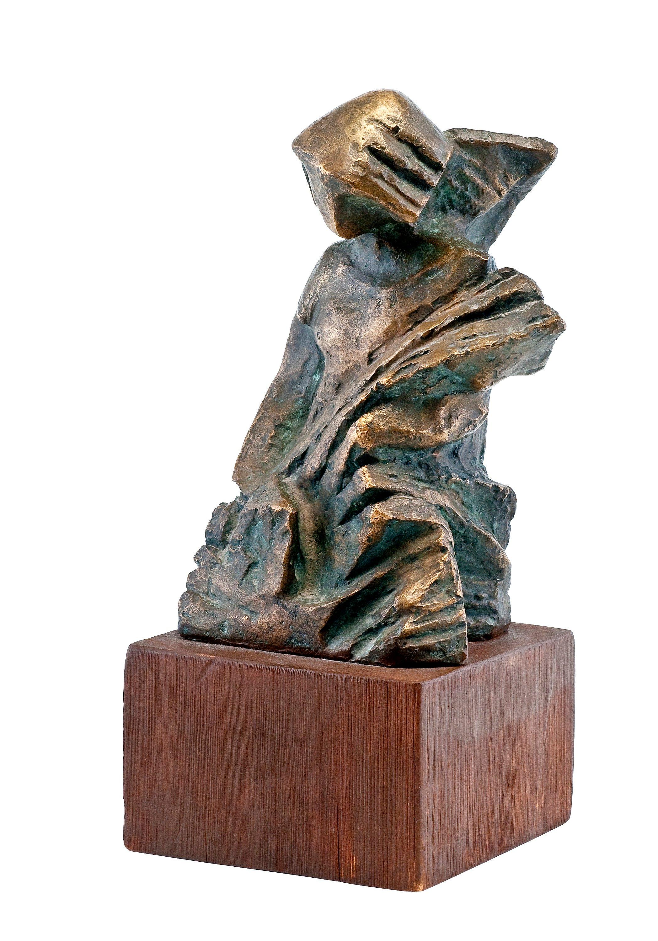 Armas Hutri - A Woman.