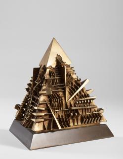 Arnaldo Pomodoro - Piramide per Rusconi Editore
