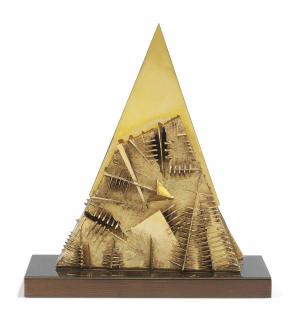 Arnaldo Pomodoro - Piramide (Pyramid)