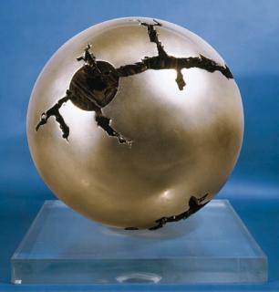 Arnaldo Pomodoro - Rotante dal Foro Centrale