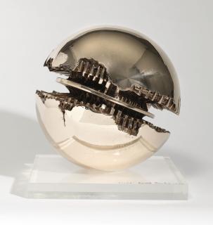 Arnaldo Pomodoro - Sfera