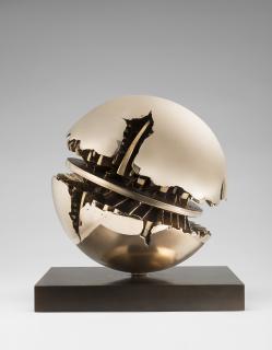 Arnaldo Pomodoro - Sfera
