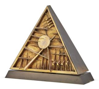 Arnaldo Pomodoro - Triangolo