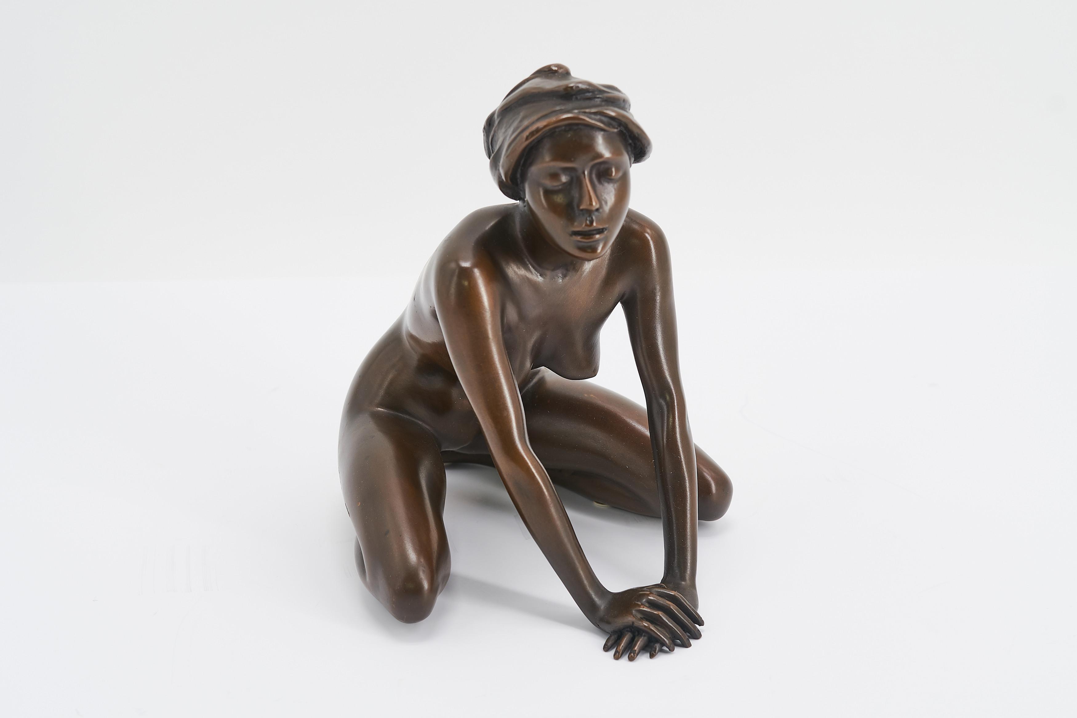 Arno Breker - Mädchen mit Tuch.