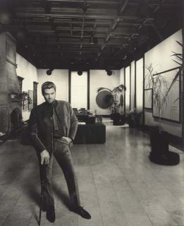 Arnold Newman - Portrait of an unknown sitter, c. 1950