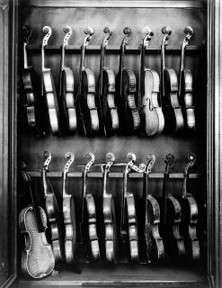 Arnold Newman - Violins