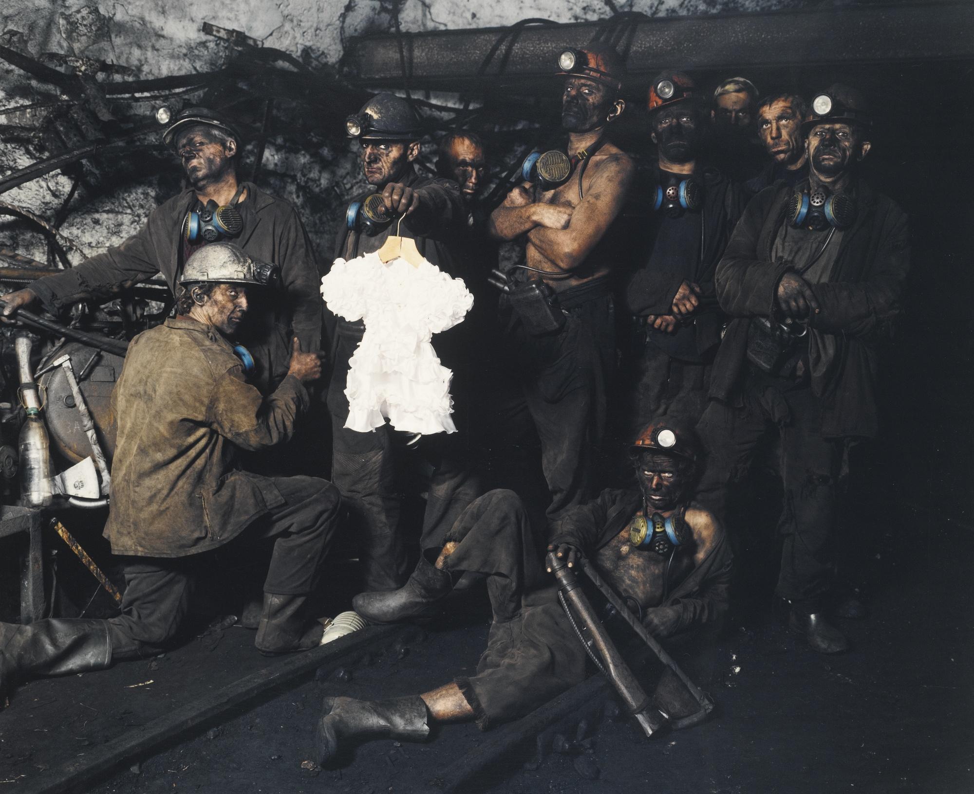 Arsen Savadov - Untitled From The Donbass-Chocolate Series