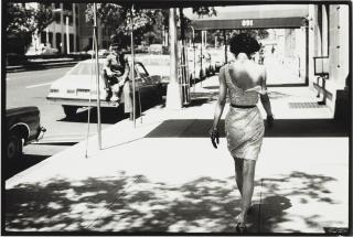Arthur Elgort - Wendy Whitelaw on Park Avenue, New York, 1981