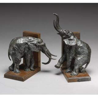 Ary Bitter - Elephant Bookends: A Pair
