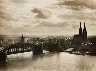 August Sander - Blick vom Messeturm auf Köln.
