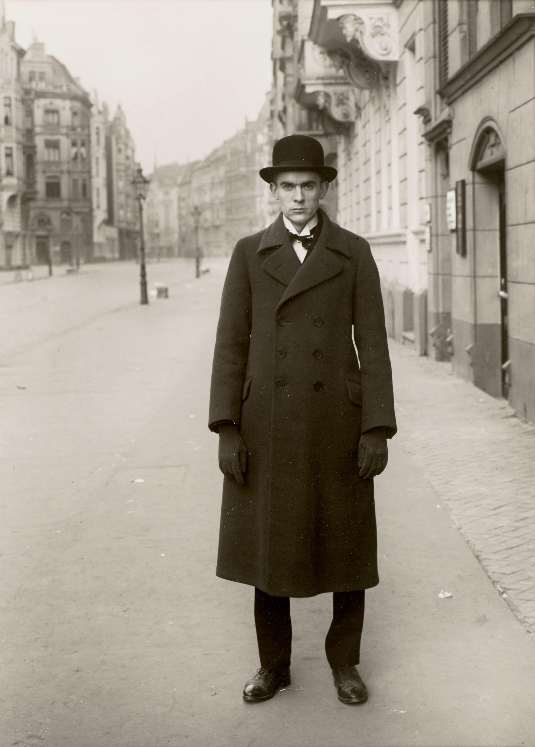 August Sander - Der Maler (The Painter - Anton Räderscheidt)