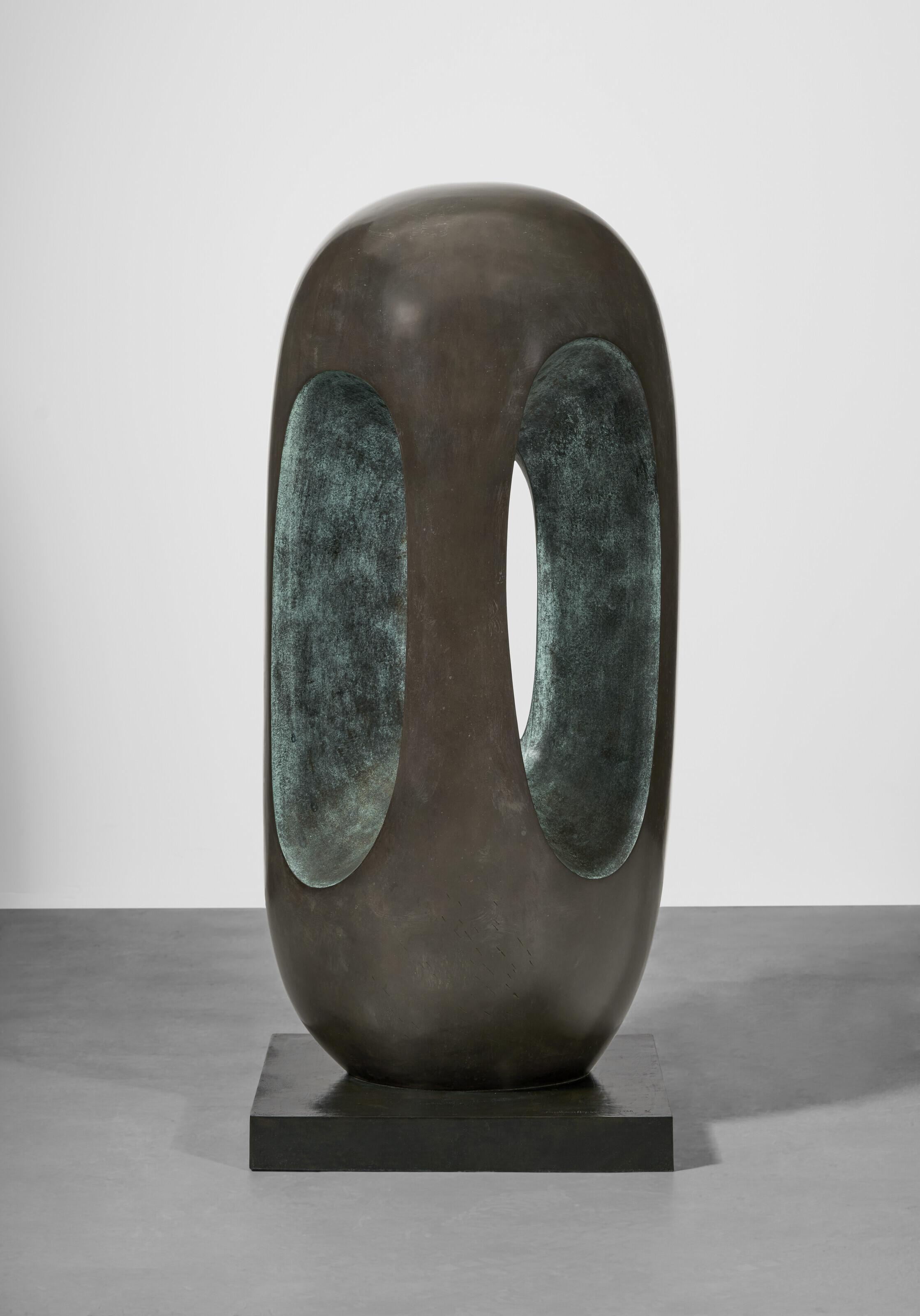 Barbara Hepworth - Elegy III
