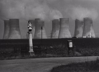 Barbara Klemm - Atomkraftwerk Kostolany bei Velké, CSSR