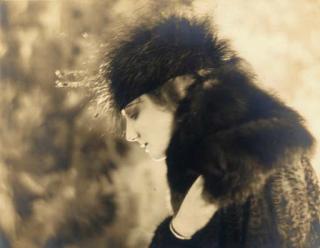 Baron Adolf de Meyer - Dolores (Follies + Frolics), 1918