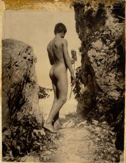 Baron Wilhelm von Gloeden - Nu debout