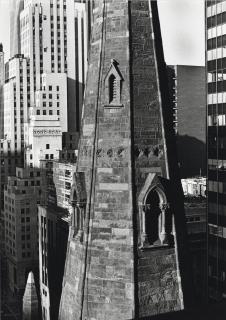 Beaumont Newhall - Fifth Avenue, New York, 1940