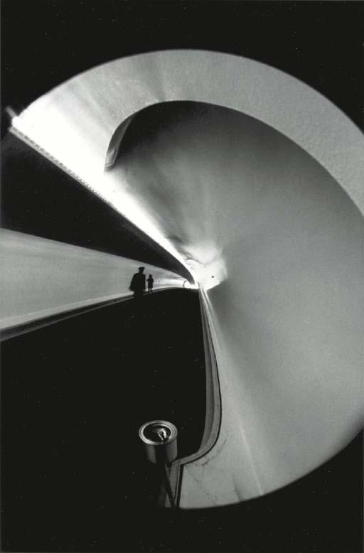 Bedrich Grunzweig - Kennedy Airport, 1964