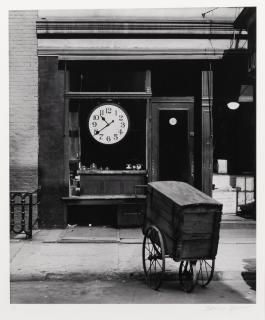 Berenice Abbott - Christopher Street Repair Shop