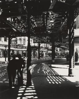 Berenice Abbott - El: Second and Third Avenue Lines Bowery and Division Street, Manhattan, 1936