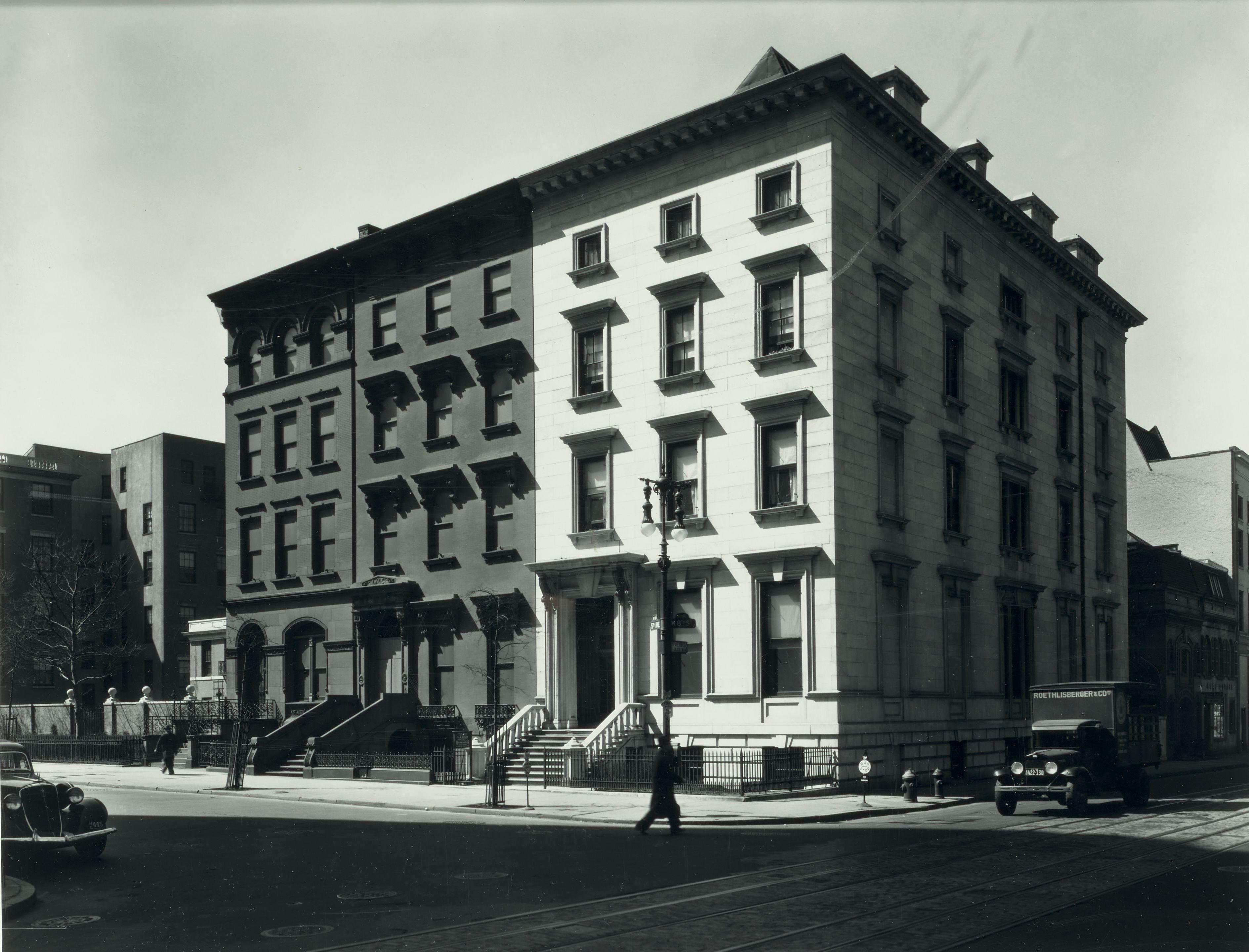 Berenice Abbott - Fifth Avenue Houses, Nos. 4, 6, 8