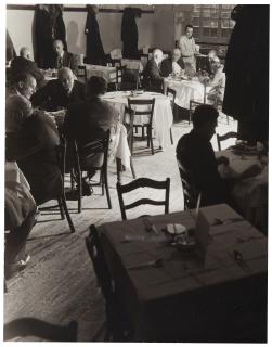 Berenice Abbott - Grand Ticino interior, Thompson Street, 1940s