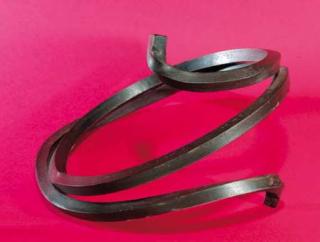 Bernar Venet - Acier roule