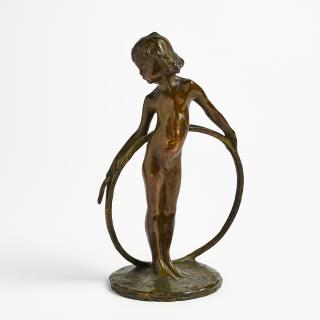 Bernhard Hoetger - Kind mit Reifen.