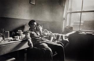 Bert Hardy - Cockney Life at The Elephant and Castle, London