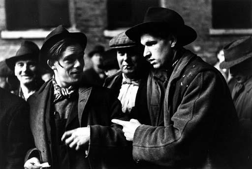 Bert Hardy - Cockney Life at the Elephant and Castle, London