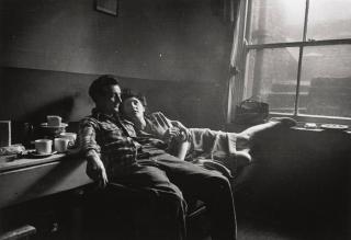 Bert Hardy - Elephant and Castle, London, 1949