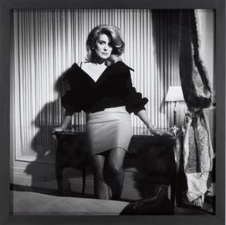 Bettina Rheims - Catherine Deneuve au Georges V, Paris