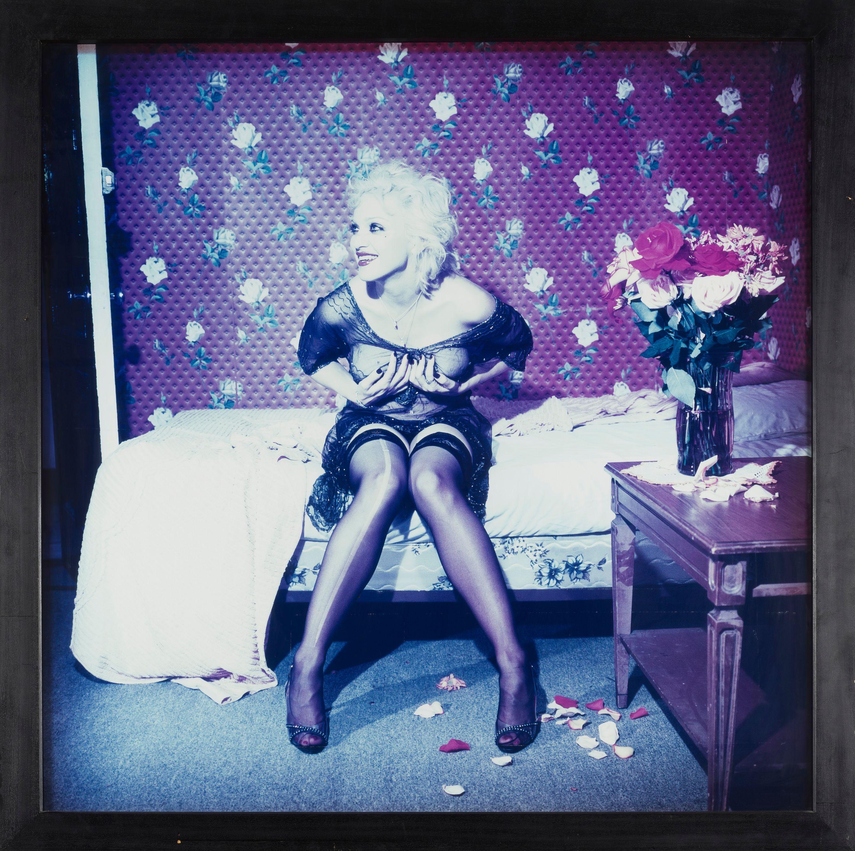 Bettina Rheims - De la série Pourquoi m\'as tu abandonnée? Madonna Laughing and holding her breath