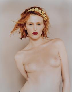 Bettina Rheims - Karen Elson Nue Couronnée De Fleurs, Octobre 2000, Paris