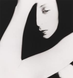 Bill Brandt - London (Nude With Bent Elbow)