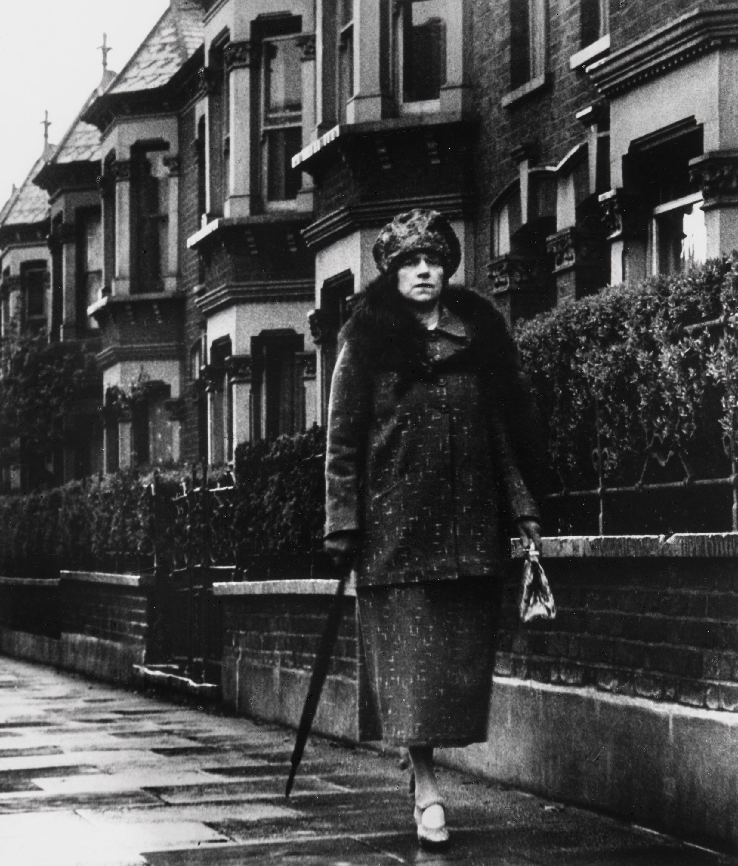 Bill Brandt - Putney Landlady