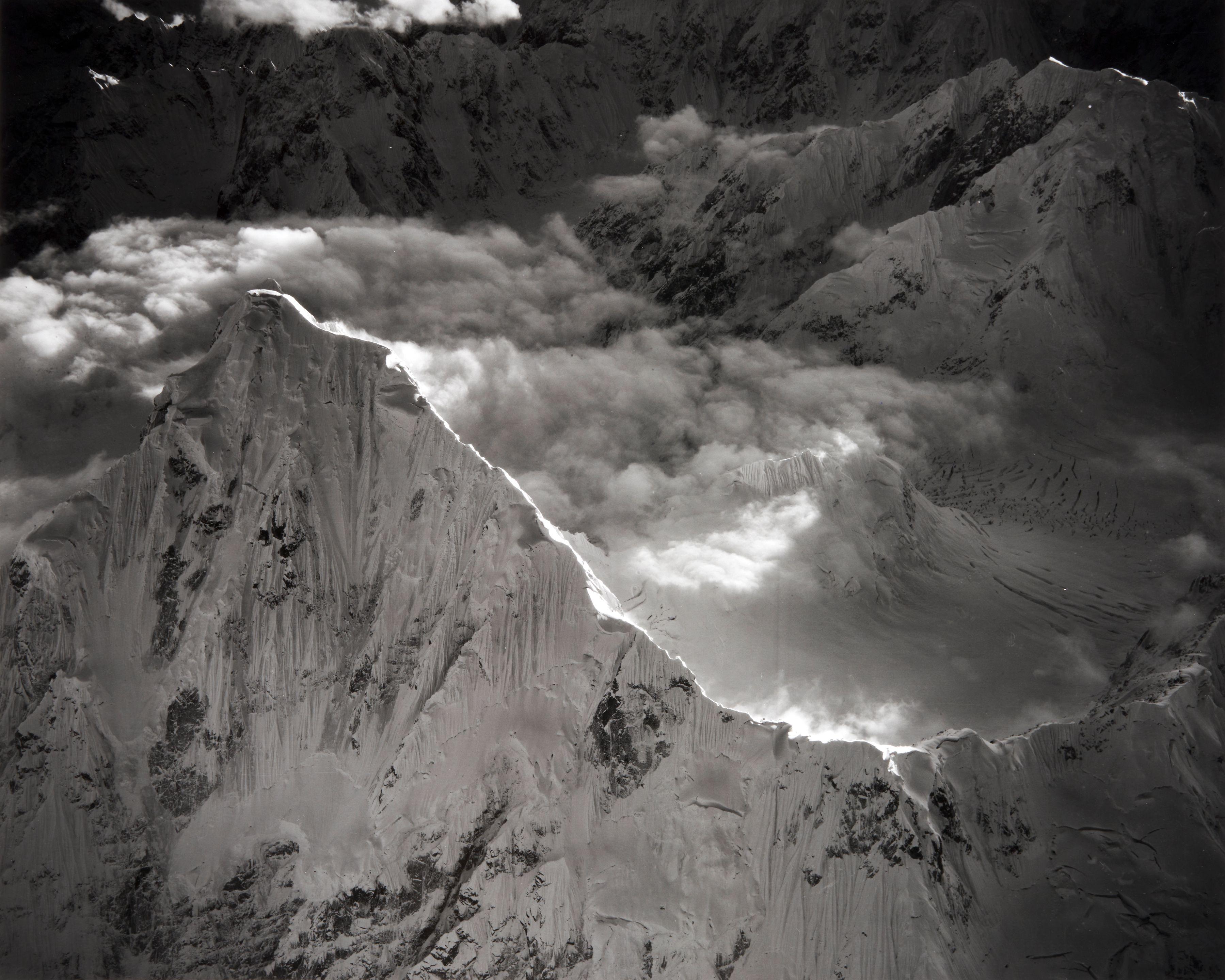 Bradford Washburn - Mount Huntington, Looking Southwest at Twilight