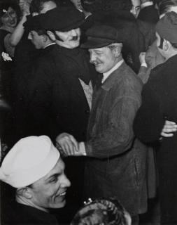 Brassaï - La Bal de la Montagne, Sainte-Geneviève