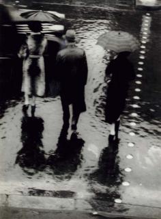 Brassaï - Passage clouté, rue de Rivoli, 1937