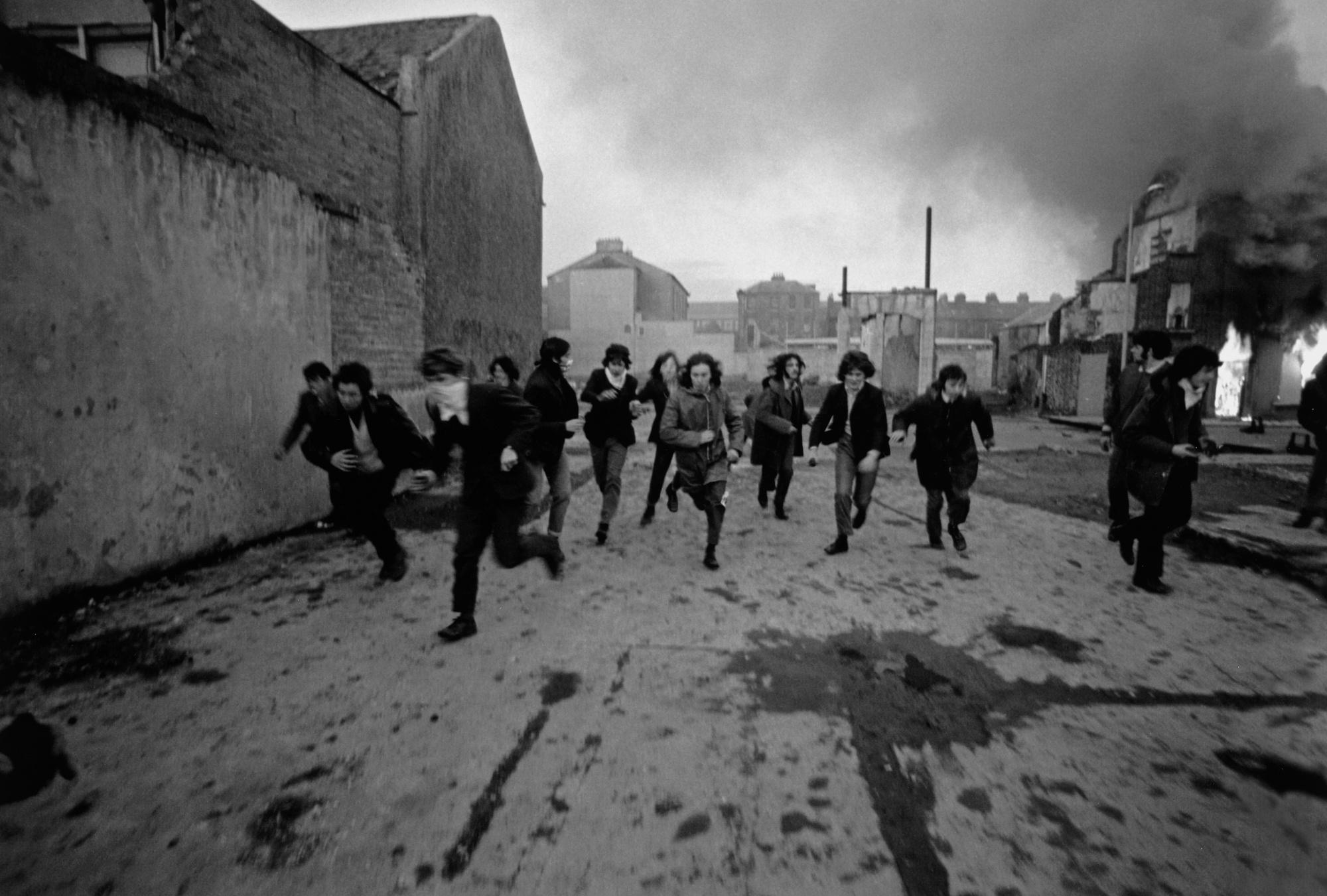 Brian Hamill - Teens Running From British Soldiers, Derry, Northern Ireland, February 1972 (From The Troubles)