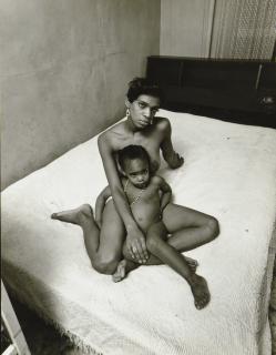 Bruce Davidson - East 100th Street, New York, 1966-1968