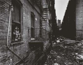 Bruce Davidson - Harlem (East 100Th Street)