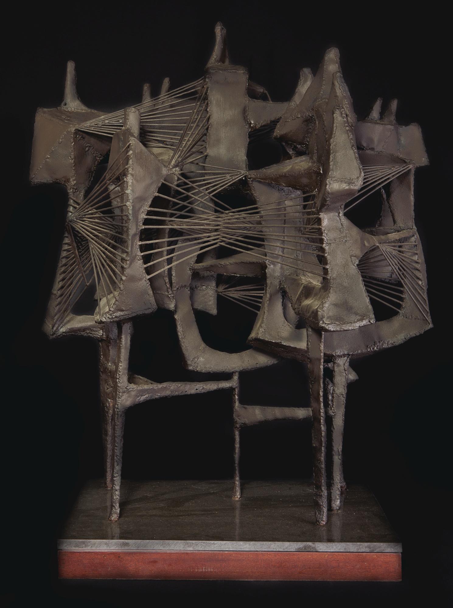 But Mochtar - Hubungan Keluarga (Family Ties)