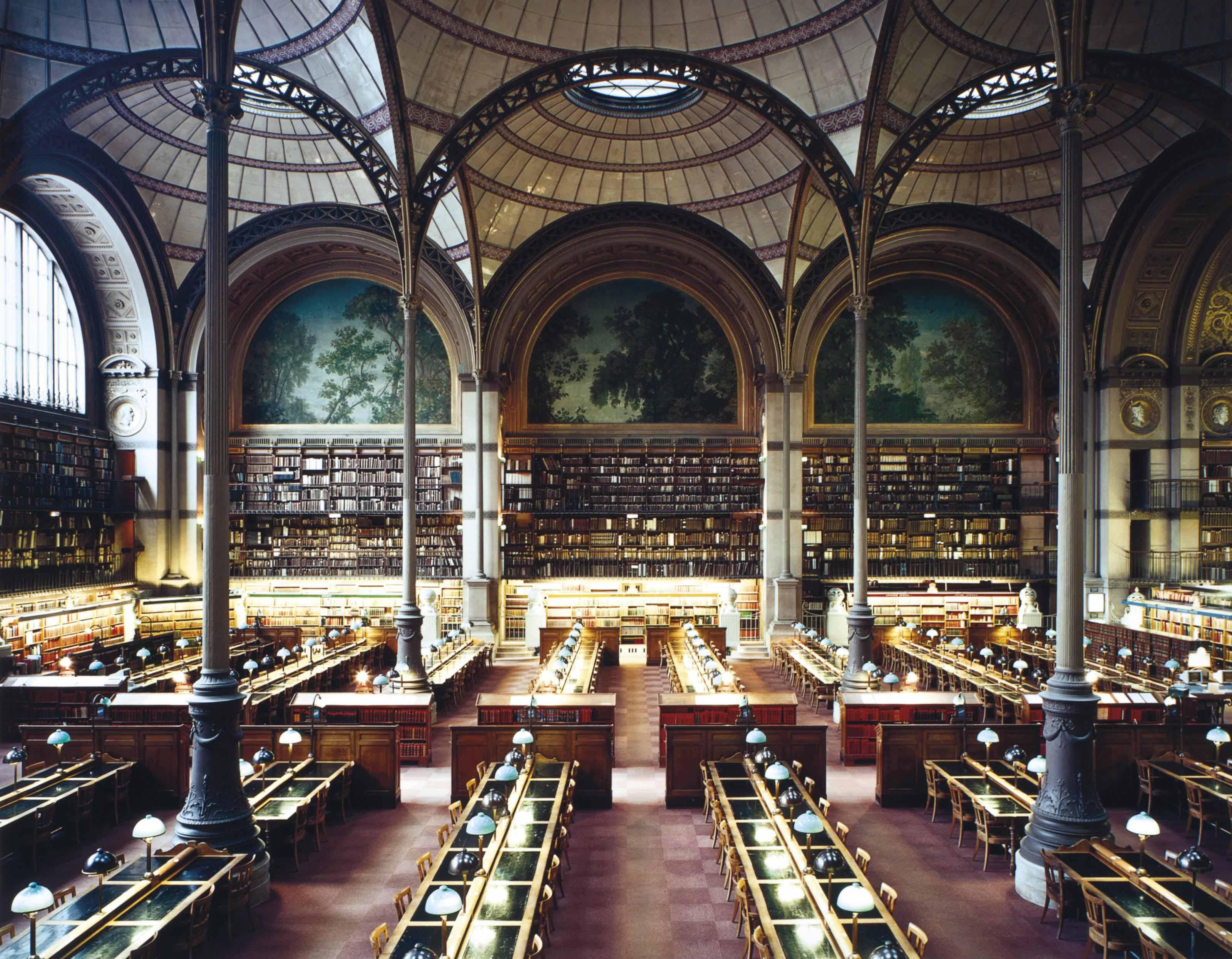 Candida Höfer - Bibliotheque Nationale de France XXIII