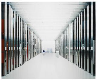 Candida Höfer - Bilderdepot Sammlung Essl Klosterneuburg I