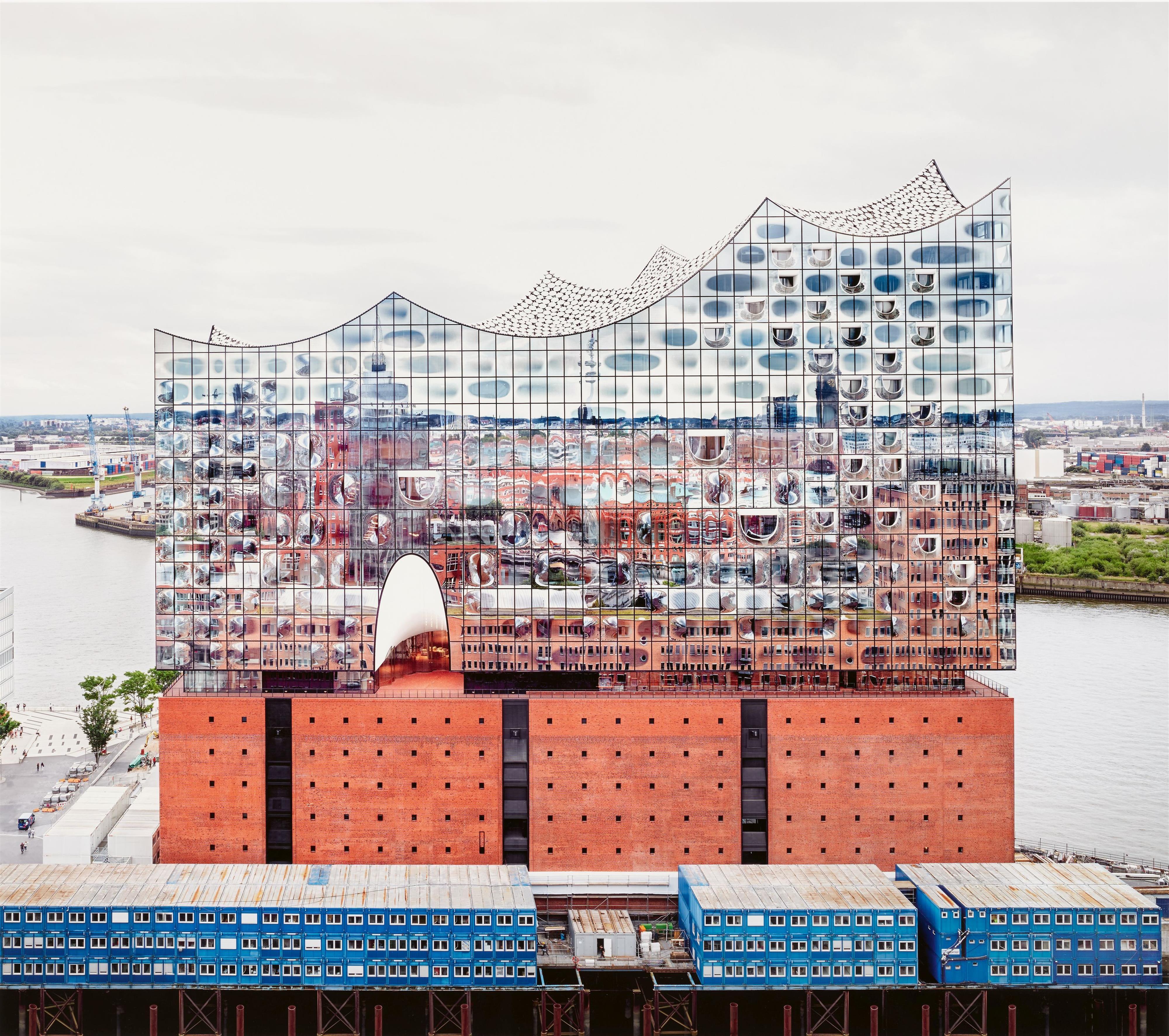 Candida Höfer - Elbphilharmonie Hamburg Herzog & de Meuron